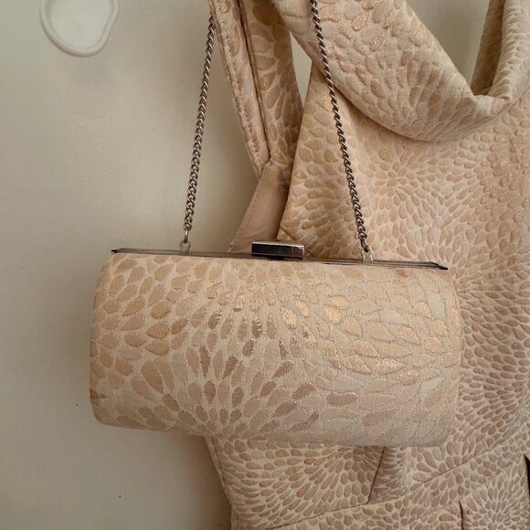 David's Bridal Cream Gold brocade short sleeveless formal Sz 6 with purse - Picture 7 of 16